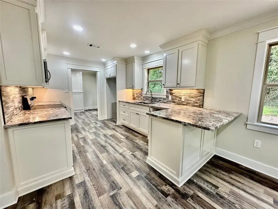 230 Charmaine Drive E, Woodville, TX 75979 - Image #2