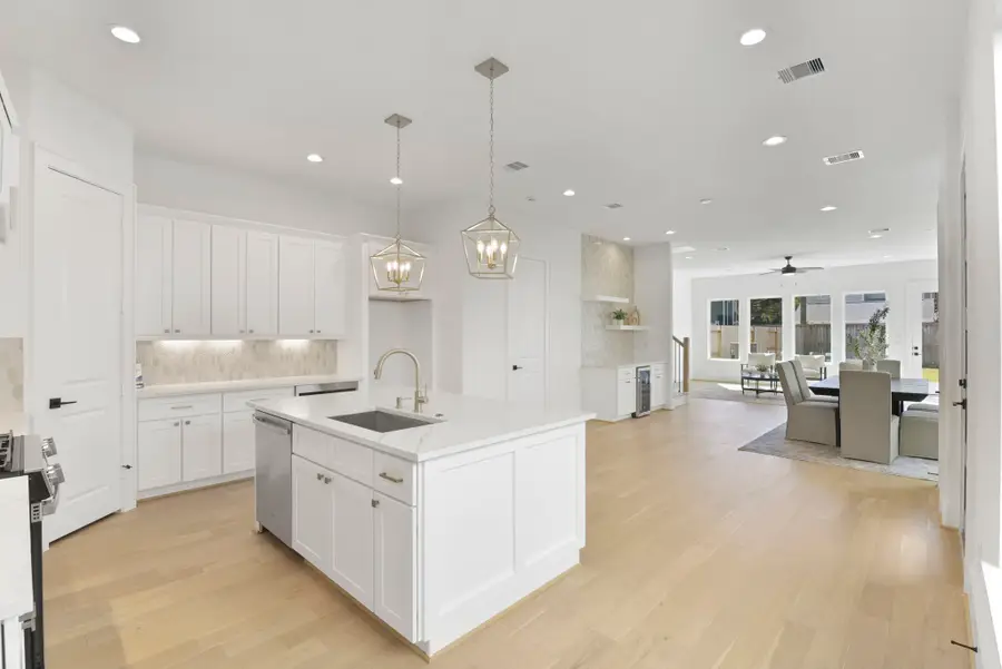 2916 Virginia St, Houston, TX 77098 - Image #3