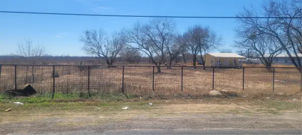 6910 Joe Louis Drive, San Antonio, TX 78220