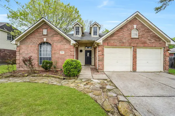 11610 Oak Lake Park Drive, Sugar Land, TX 77498