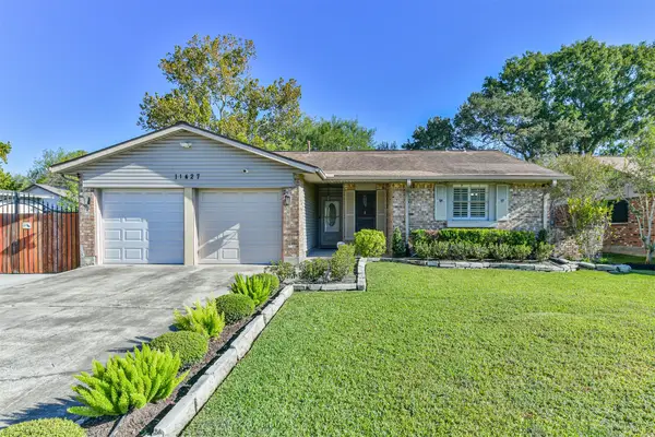 11427 Sageglen Drive, Houston, TX 77089