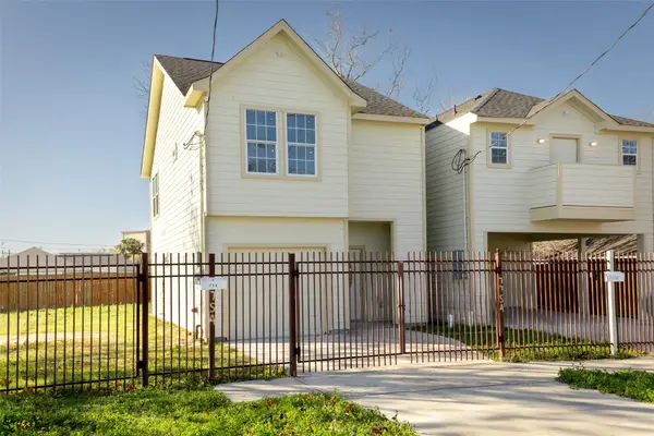 7754 Avenue J, Houston, TX 77012