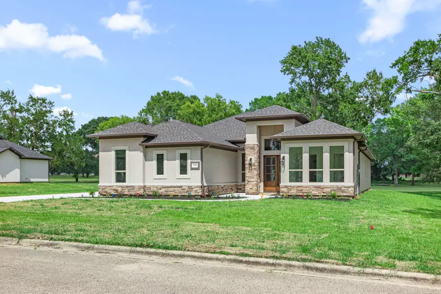 220 Birdie Dr, Hempstead, TX 77445 - #2