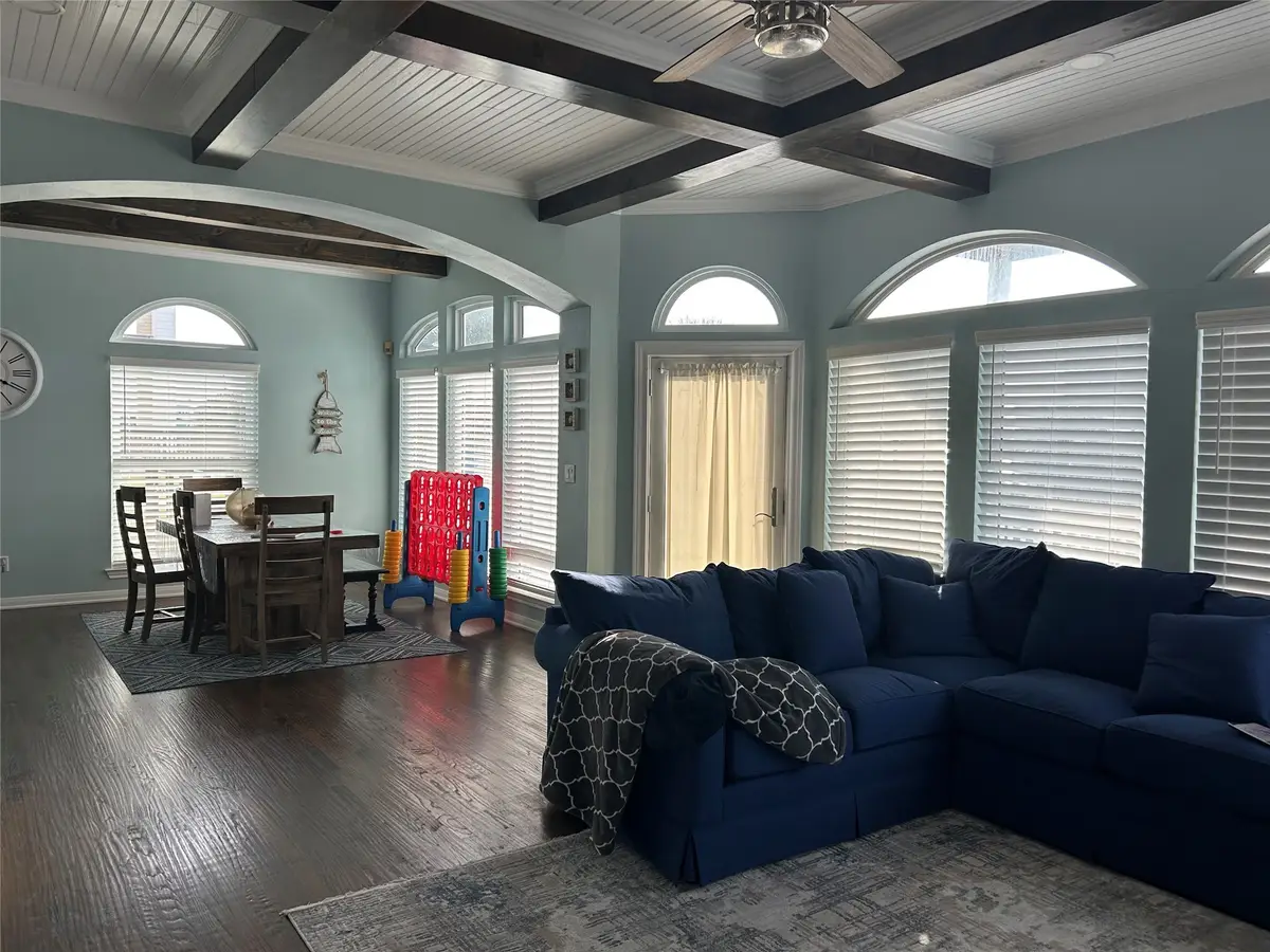 18902 W De Vaca Lane, Galveston, TX 77554 - Image #1