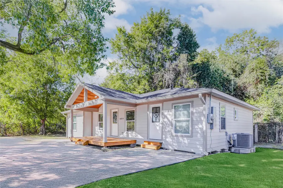 1054 Dewalt Street, Houston, TX 77088 - Image #3