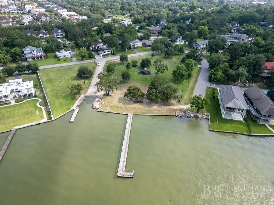 1825 Cove Park Drive, Kemah, TX 77565 - Image #3