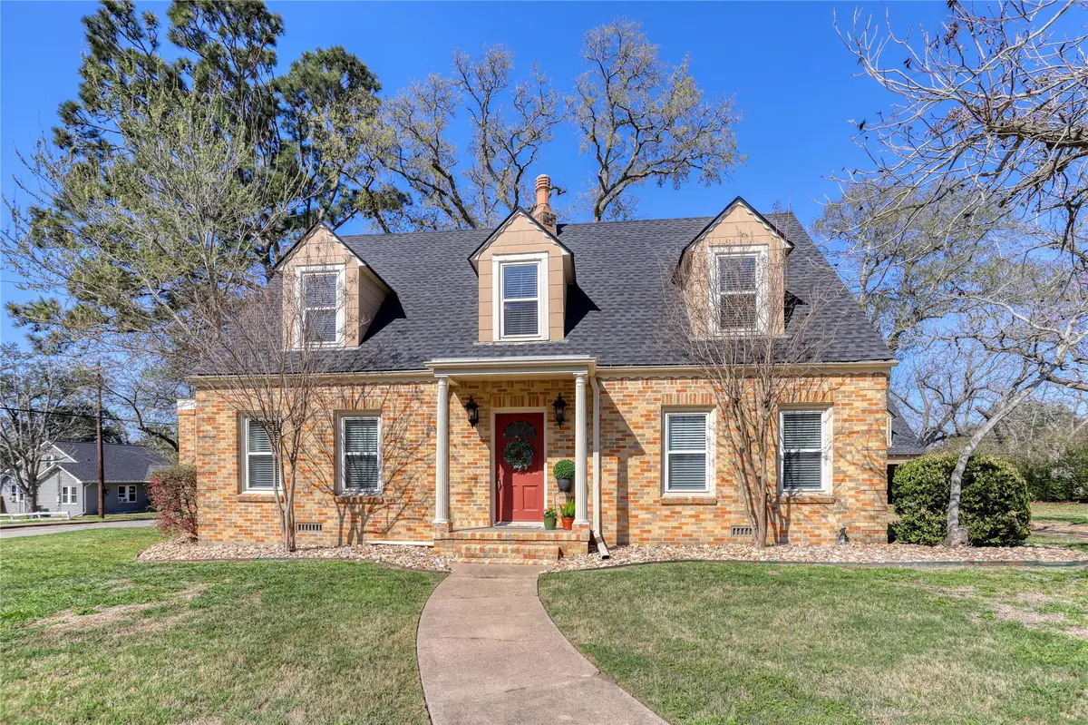 252 S Bell Street, Bellville, TX 77418 - #1