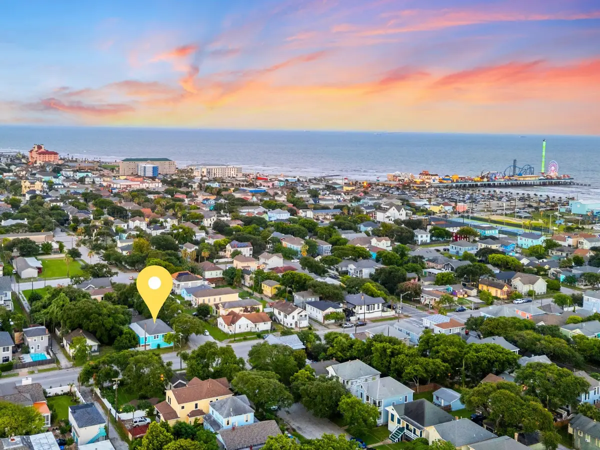 2828 Avenue O 1/2, Galveston, TX 77550 - #1