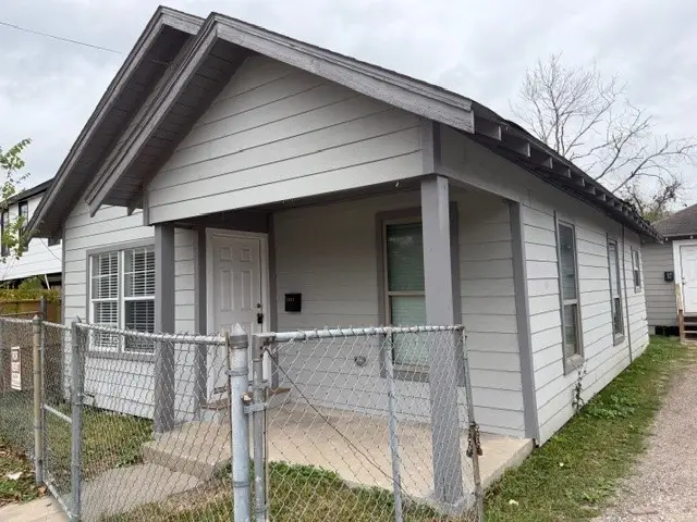 3231 Holman Street, Houston, TX 77004 - Image #2