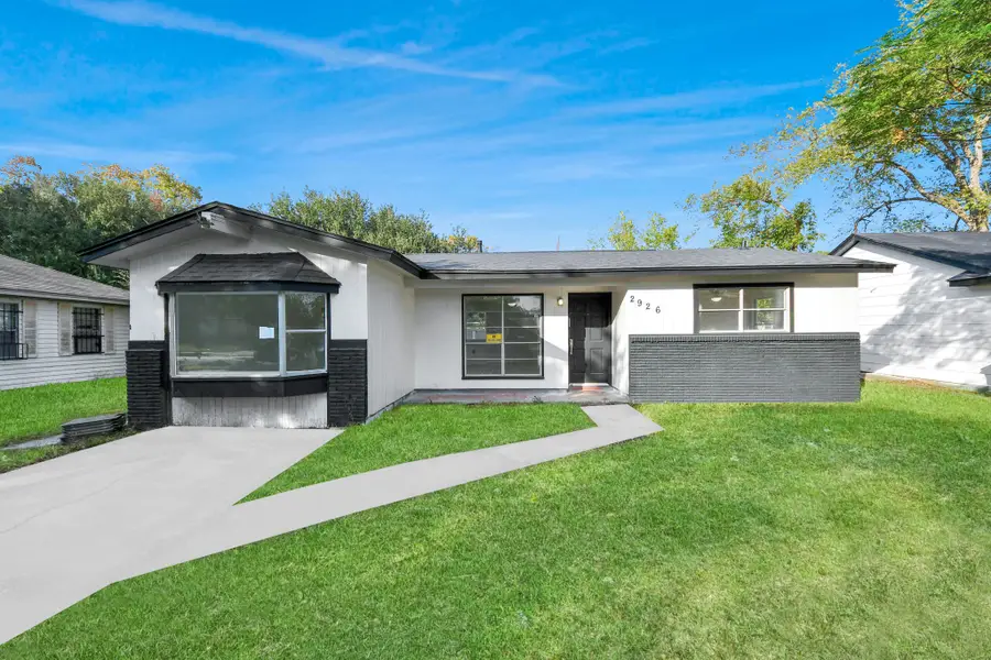 2926 Knotty Oaks Trl Trail, Houston, TX 77045 - Image #2