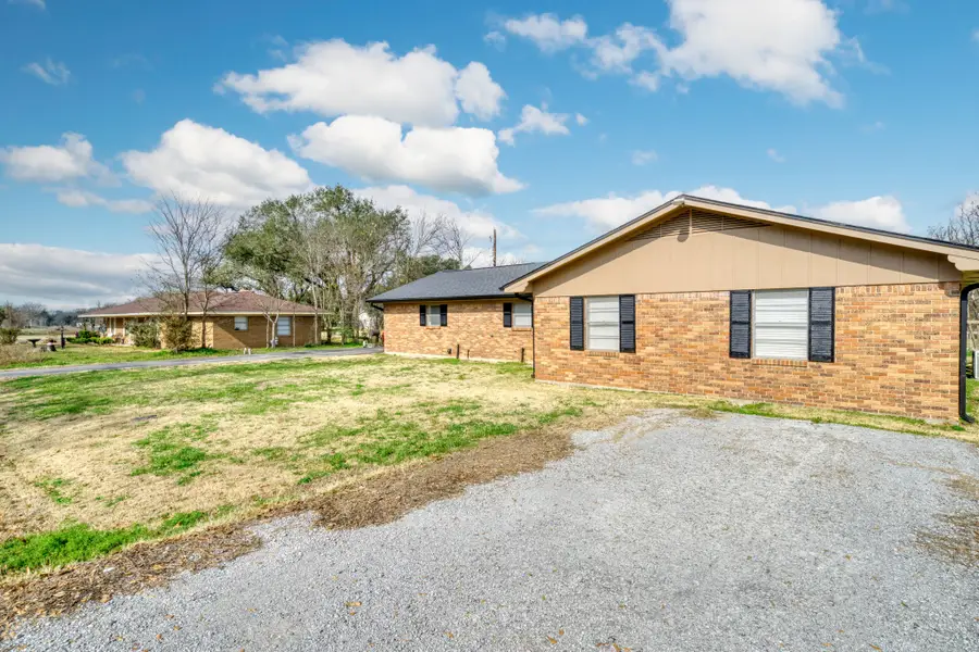 102 W Marietta Street, Madisonville, TX 77864 - #3