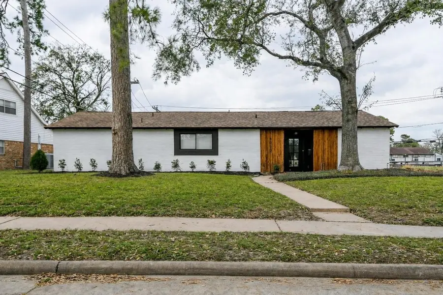 6002 Greenmont Drive, Houston, TX 77092 - #3