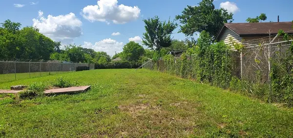 5410 Phillips Street, Texas City, TX 77591