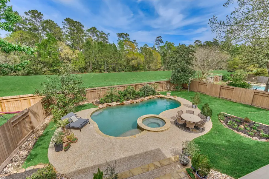 170 N Hazelcrest Circle, The Woodlands, TX 77382 - #2