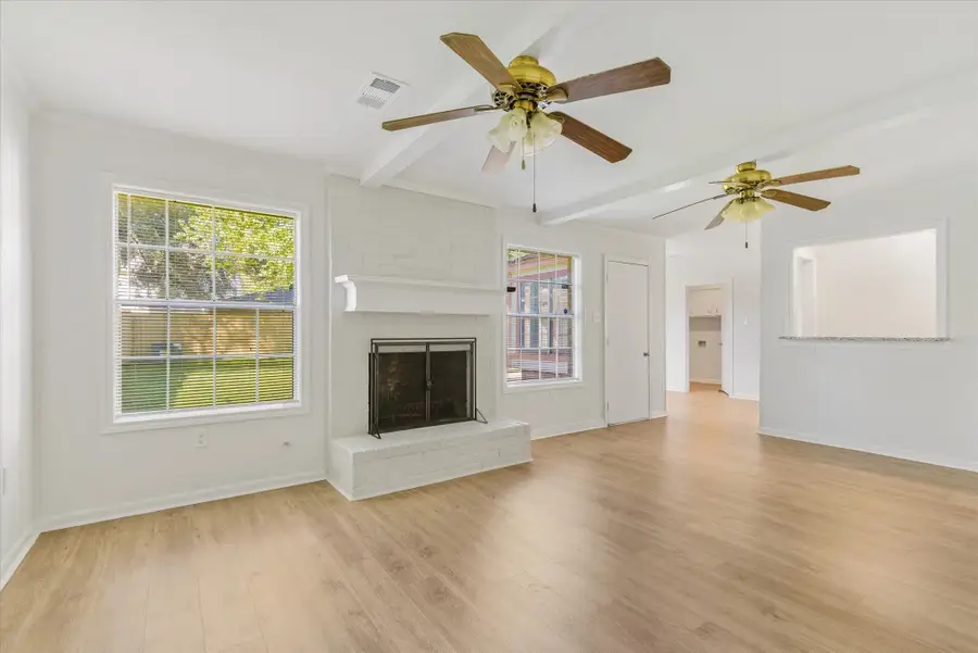 12211 Sarti Street, Houston, TX 77066 - Image #3