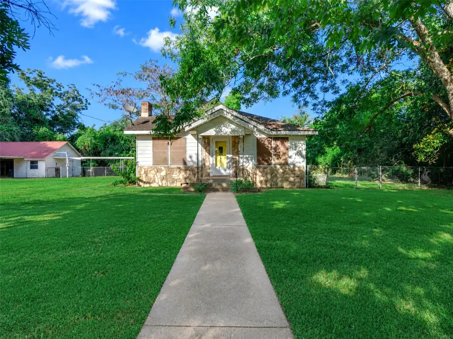8725 Fm 524 Road, Sweeny, TX 77480 - #2