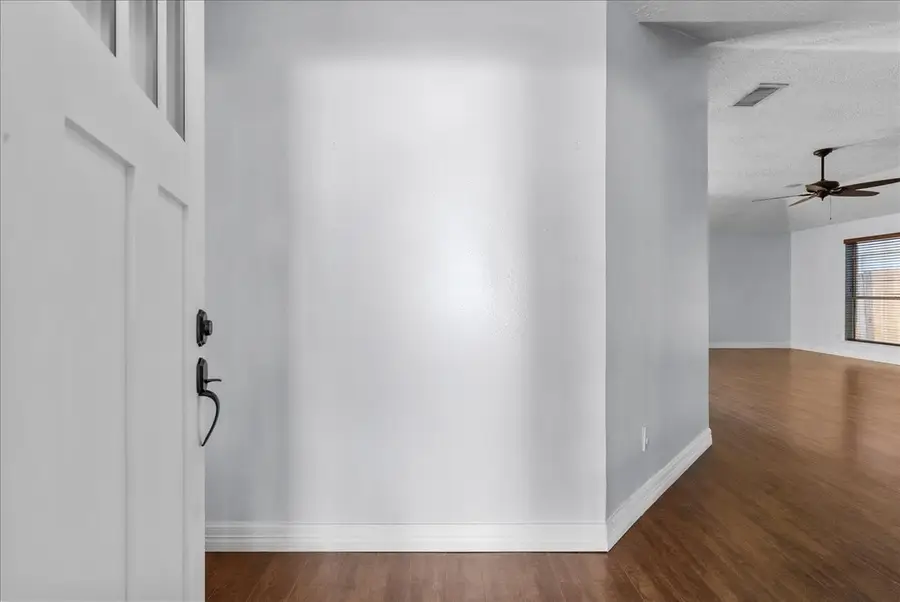 2319 Leading Edge Drive, Friendswood, TX 77546 - Image #2