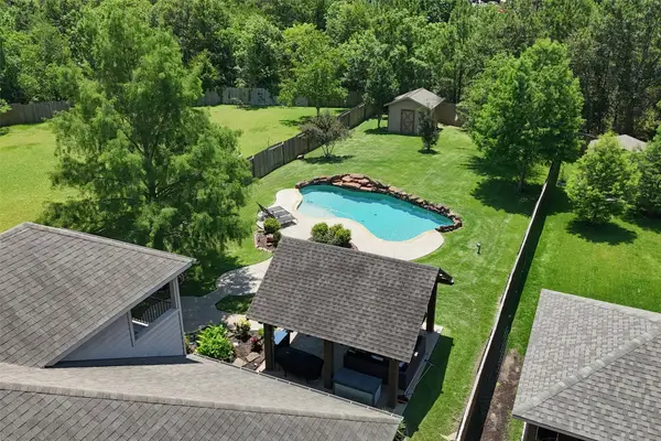 915 Misty Cliff, Dickinson, TX 77539