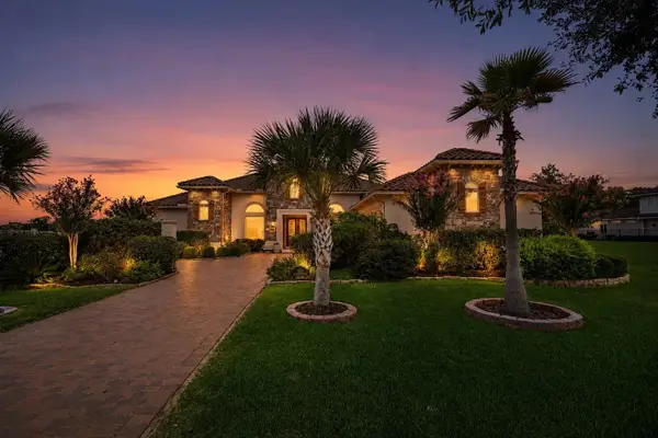 1019 Grand Estates Drive, Richmond, TX 77469