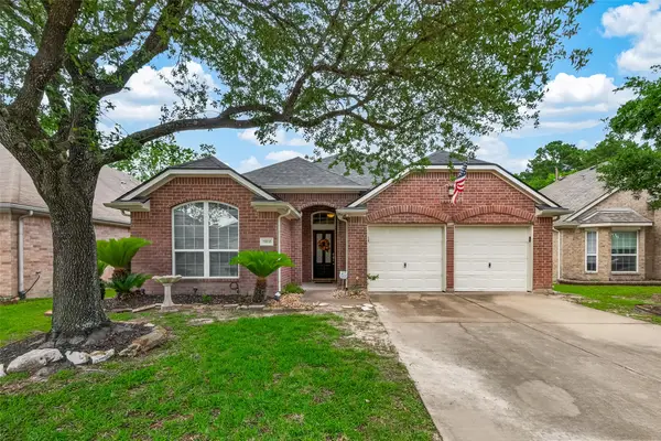 11818 Leaf Oak Drive, Houston, TX 77065