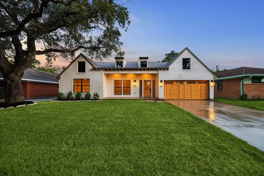 6227 Grovewood Lane, Houston, TX 77008 - Image #3