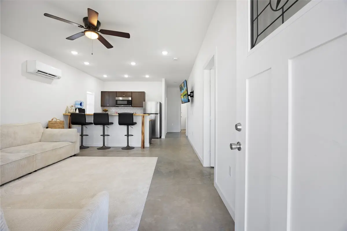 1020 10th Street, Hempstead, TX 77445 - Image #1