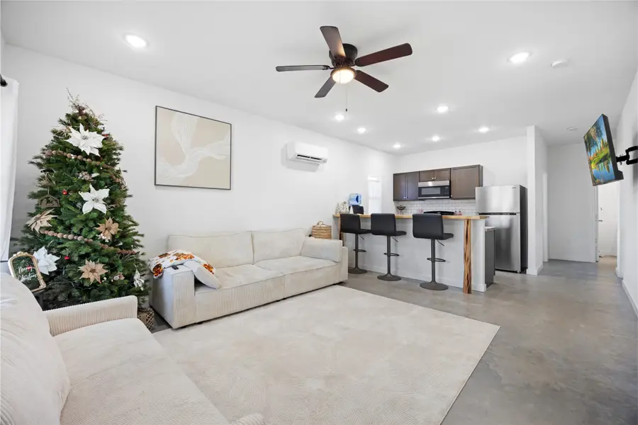 1020 10th Street, Hempstead, TX 77445 - Image #2