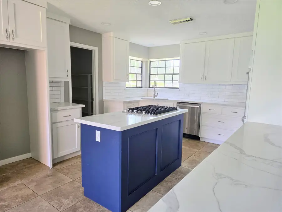 7244 Edgewater Drive, Willis, TX 77318 - #3