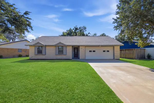 3218 Myatt Lane, El Campo, TX 77437