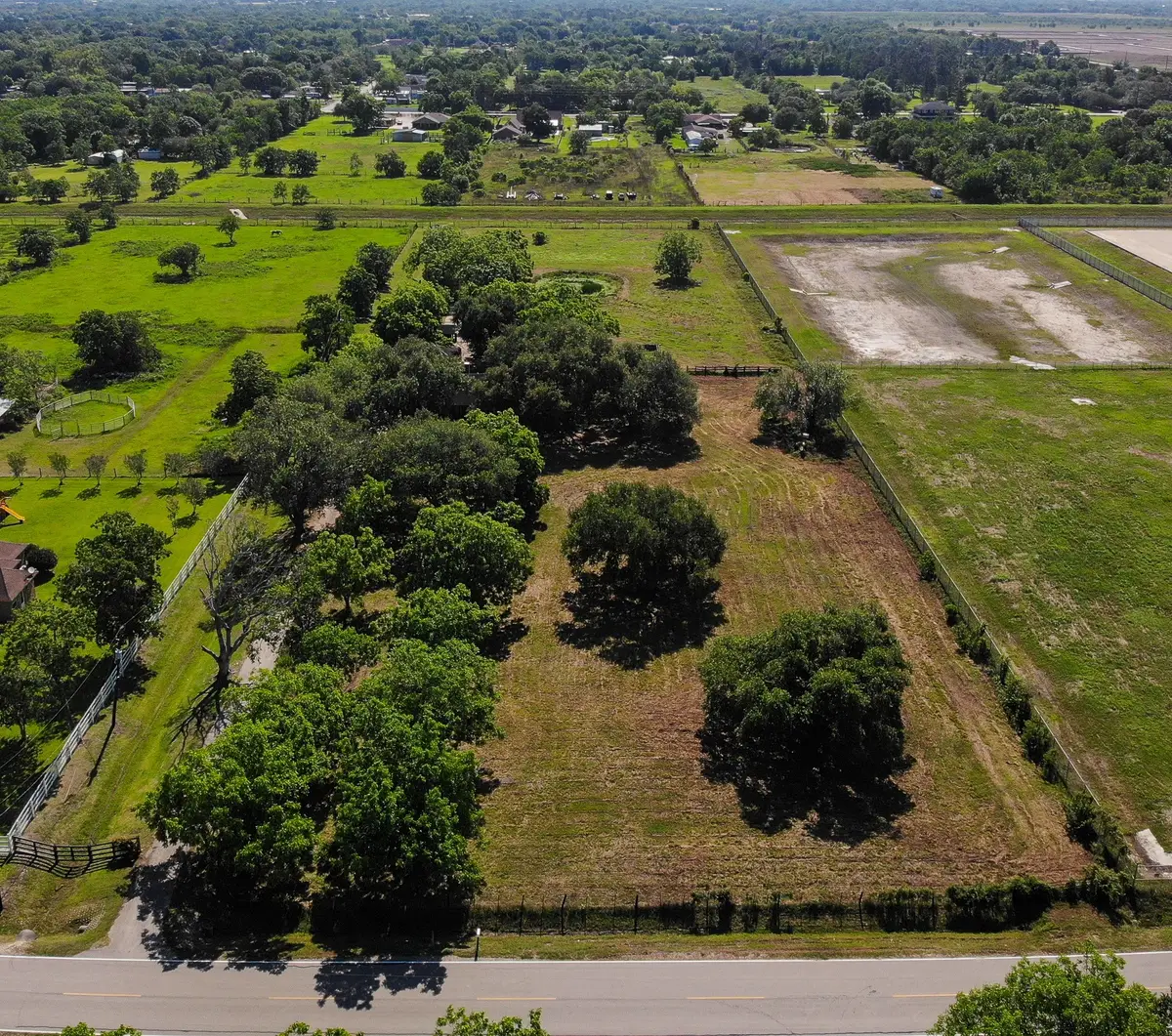 17215 County Road 831, Pearland, TX 77584 - #1