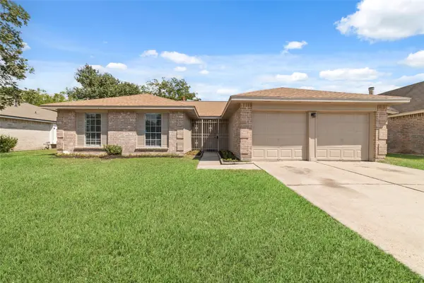 3407 Sandbrook Drive, Houston, TX 77066
