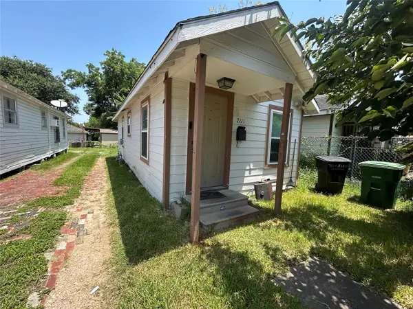 7111 Avenue O, Houston, TX 77011