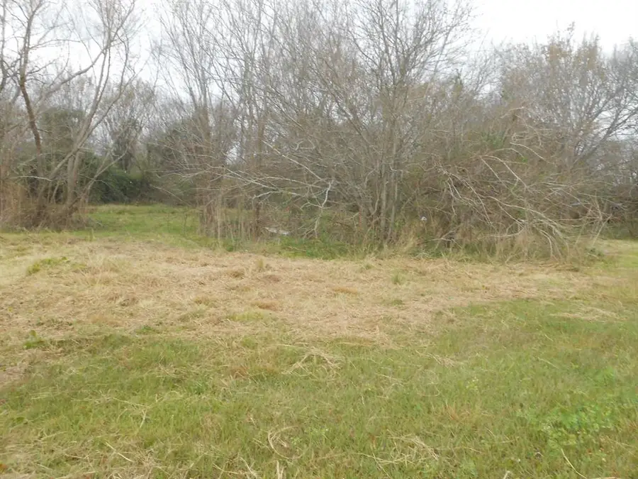 5900 Hiway 6 S Trafficway, Hitchcock, TX 77563 - Image #2