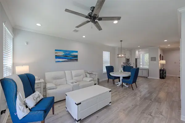 132 Capetown Circle, Montgomery, TX 77356