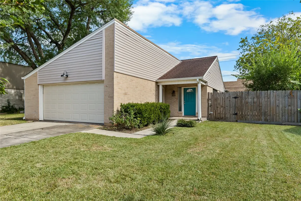 309 Cole Street, Webster, TX 77598 - #1