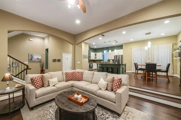 1003 Gillette Street, Houston, TX 77019
