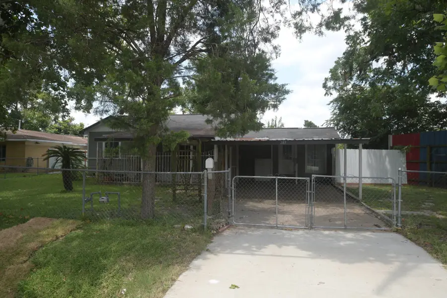 283 Turner Drive, Houston, TX 77076 - Image #3