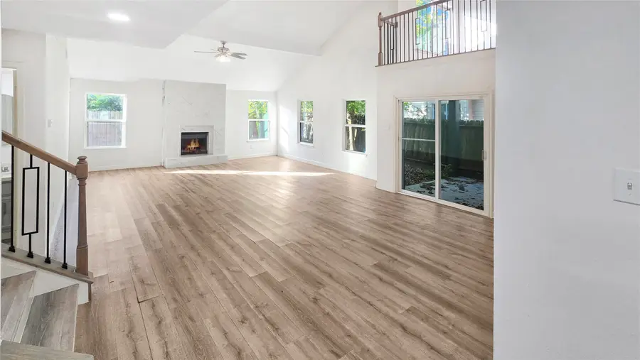 12811 Ashford Knoll Drive, Houston, TX 77082 - Image #2