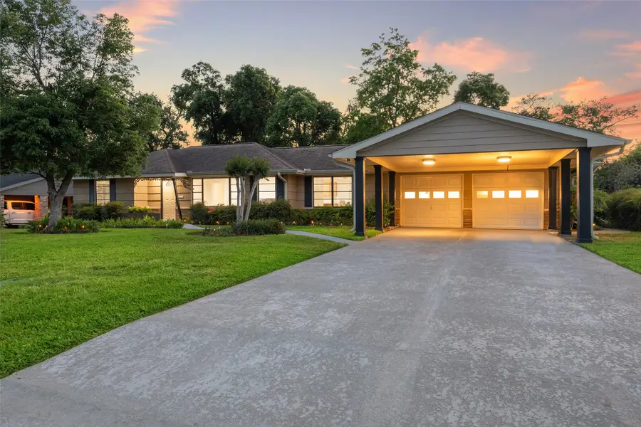 1309 Centennial Drive, Houston, TX 77055 - Image #3