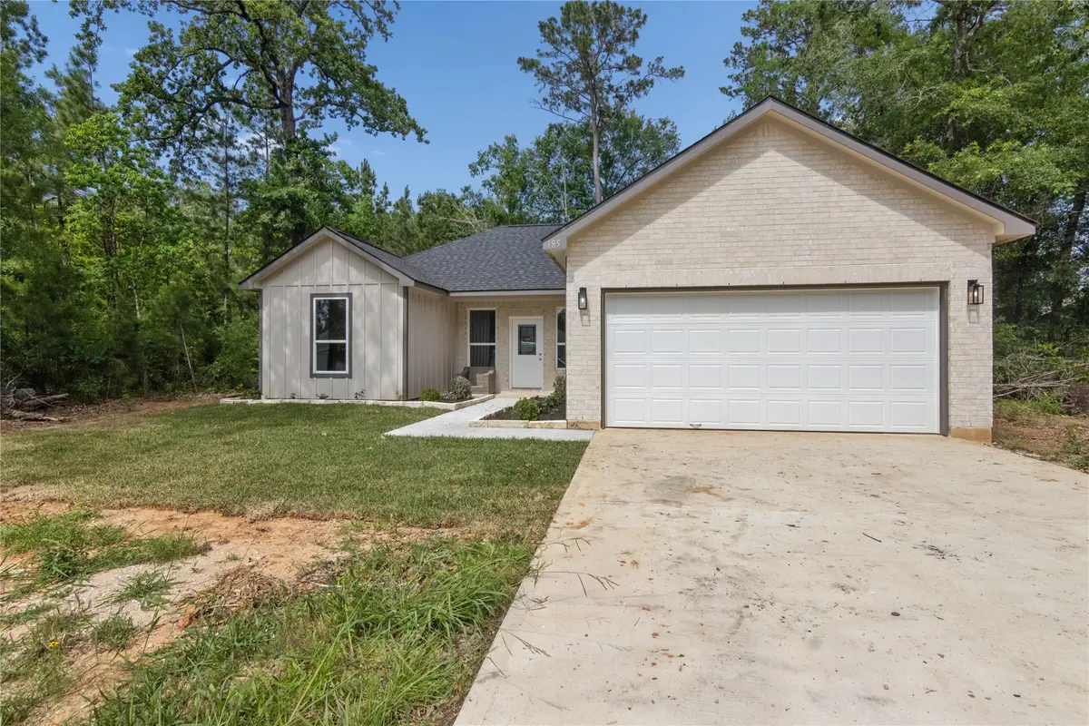 185 W Village Cove Loop, Livingston, TX 77351 - #1