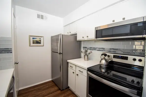 3300 Pebblebrook Drive #48, Seabrook, TX 77586