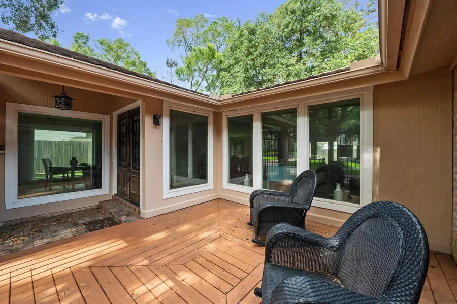 210 Big Hollow Lane, Houston, TX 77042 - Image #2