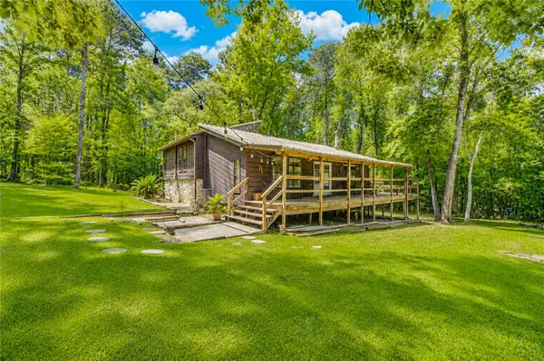 44 Debbie, Coldspring, TX 77331