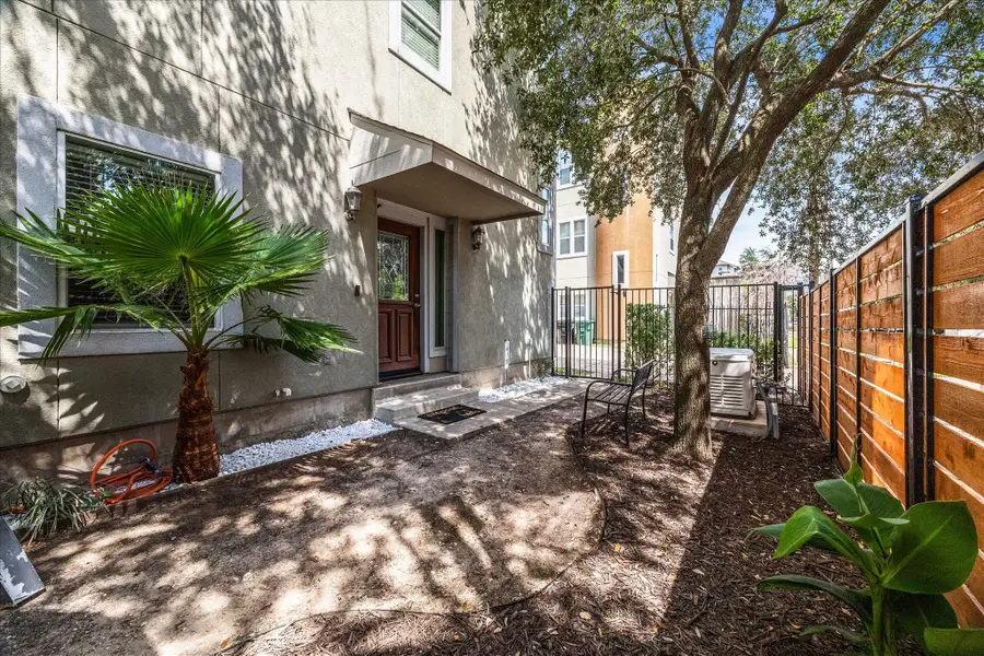 5736 Kansas Street #B, Houston, TX 77007 - Image #3