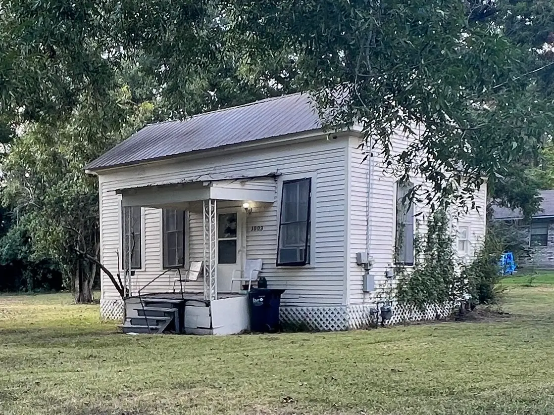 1003 Norris Street, Brenham, TX 77833 - Image #1