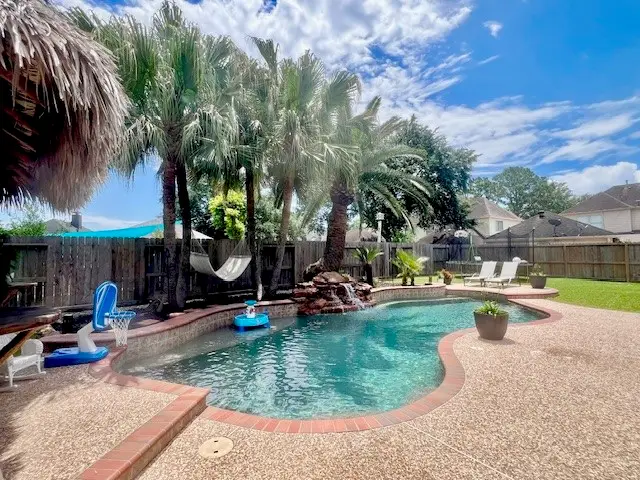 105 Laguna Pointe Drive, League City, TX 77573 - #1