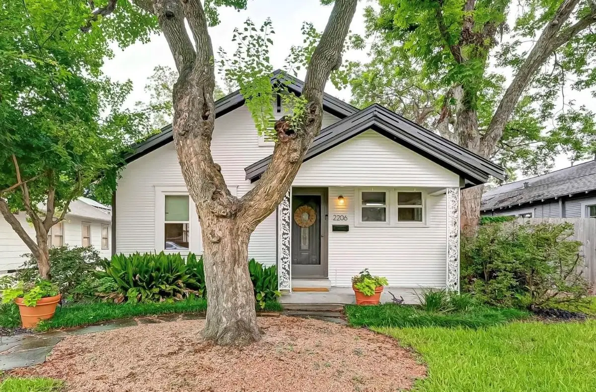 2206 Singleton Street, Houston, TX 77008 - Image #1