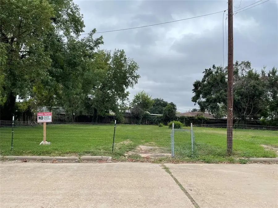 2106 Tuam Street, Houston, TX 77004 - #3