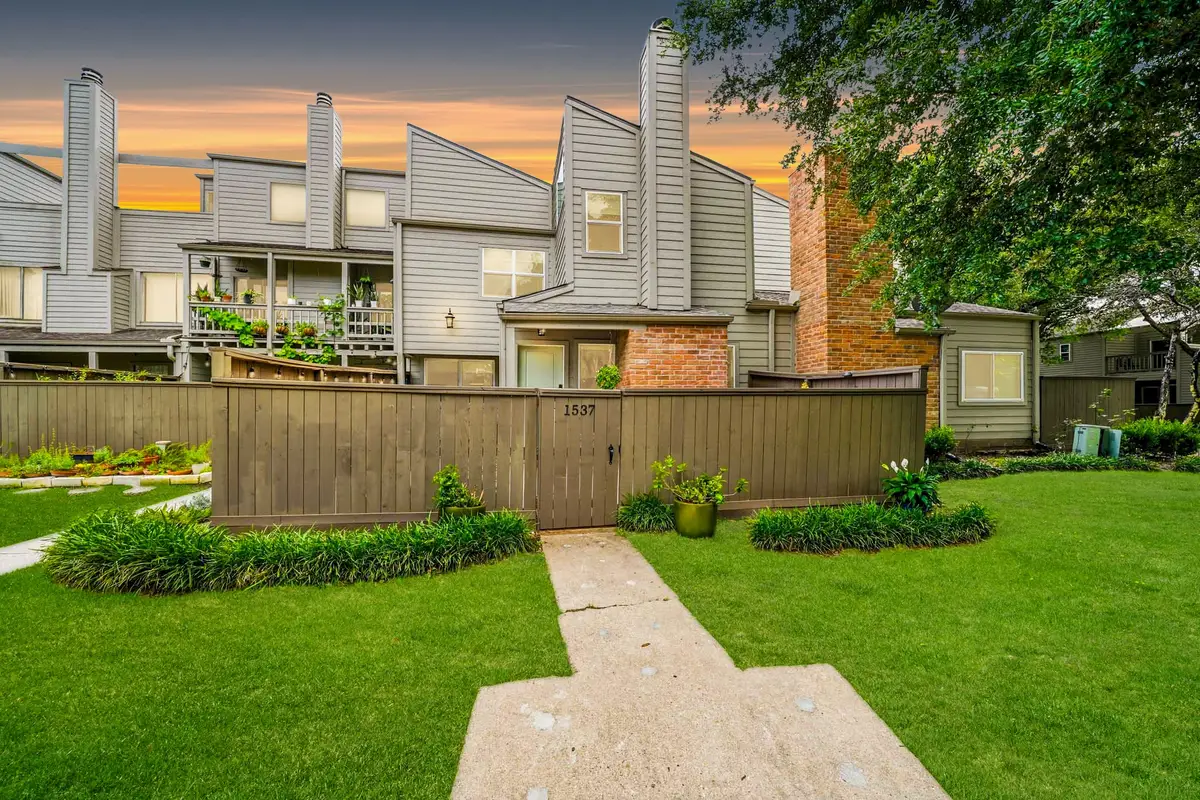 1537 Prairie Grove Drive, Houston, TX 77077 - #1
