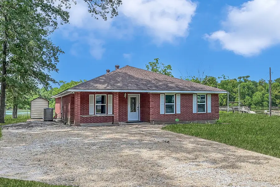 361 S Lakeside Drive, Huntsville, TX 77320 - Image #3